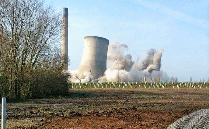 A decade today since the demolition of Richborough Power Station towers ...